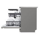 LG DFC435FP dishwasher — cutaway of loaded racks | QuadWash coverage | غسالة أطباق ال جي DFC435FP — مقطع للأرفف المحمّلة | تغطية كوادواش